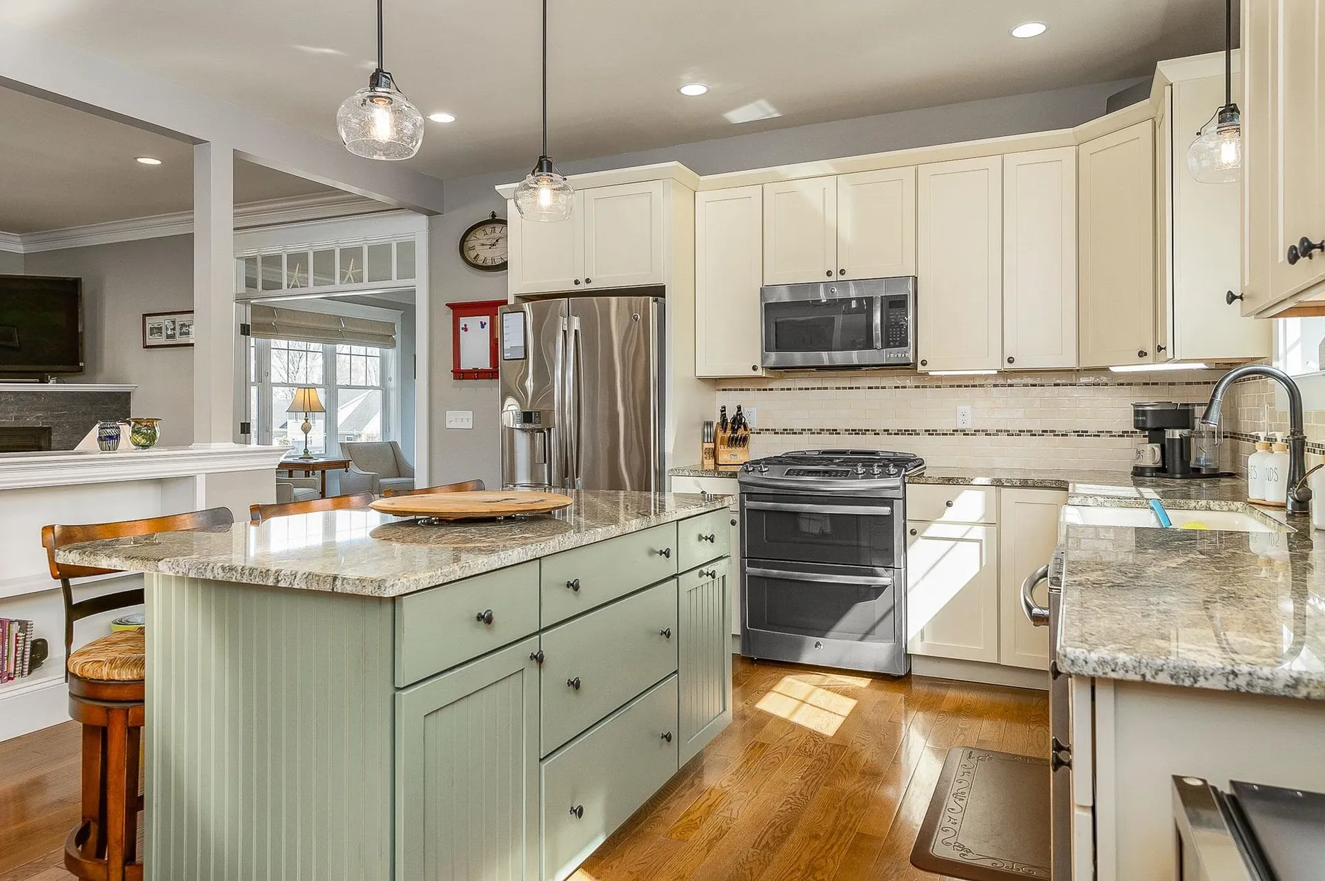 25 Shore Lane Dover NH 03820