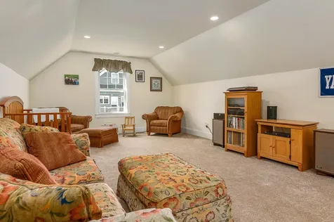 25 Shore Lane Dover NH 03820