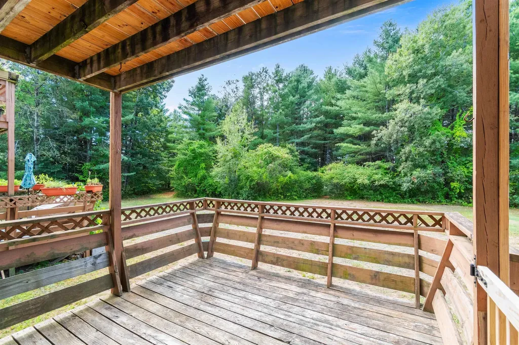 8 Evergreen Drive Milton VT 05468