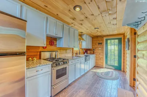 92 Red Brook Road Jefferson NH 03583