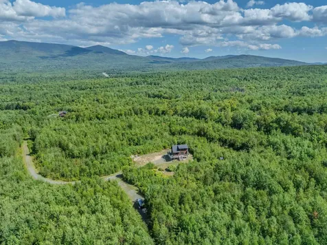 92 Red Brook Road Jefferson NH 03583