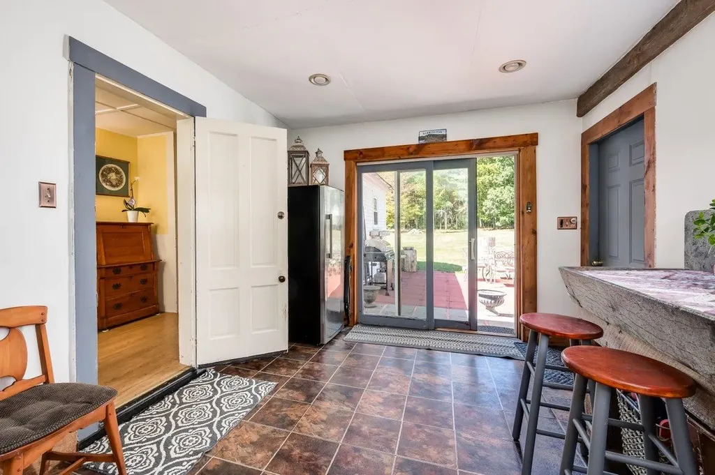 366 Old Concord Turnpike Barrington NH 03825