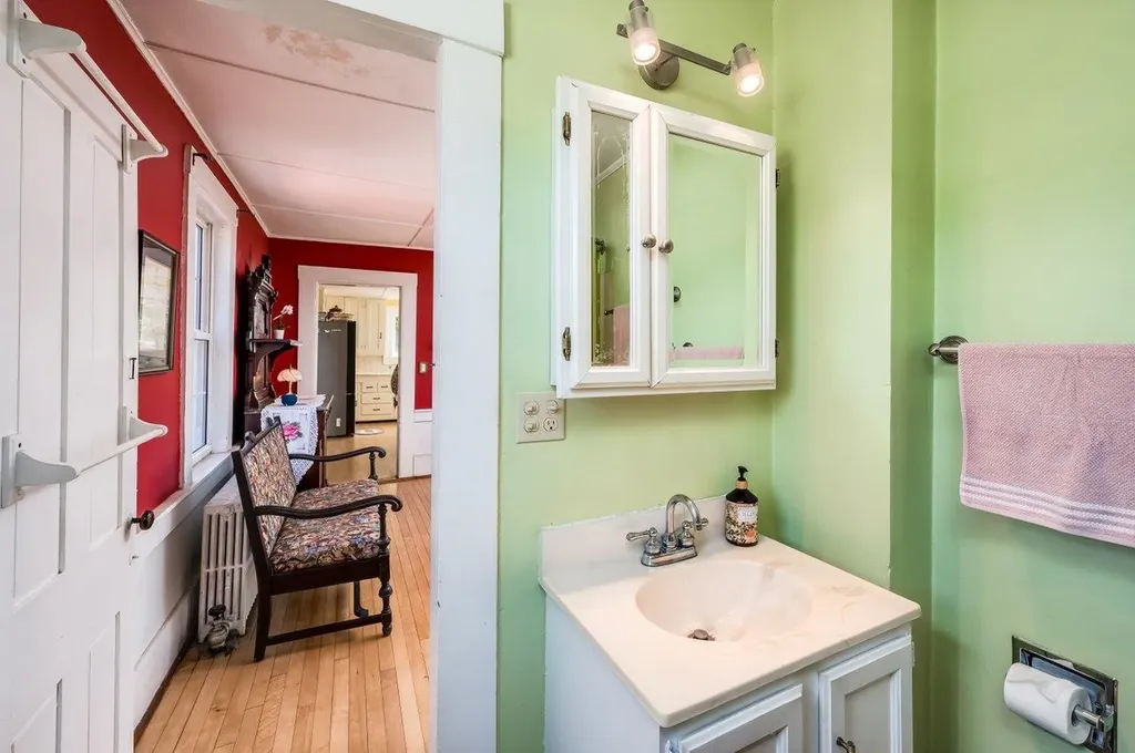 366 Old Concord Turnpike Barrington NH 03825