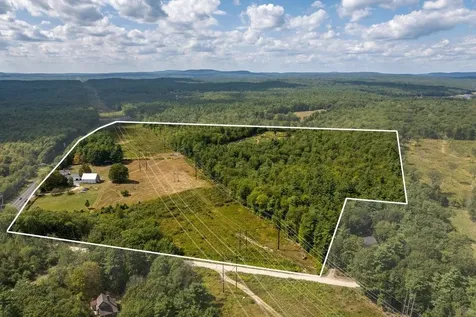 366 Old Concord Turnpike Barrington NH 03825