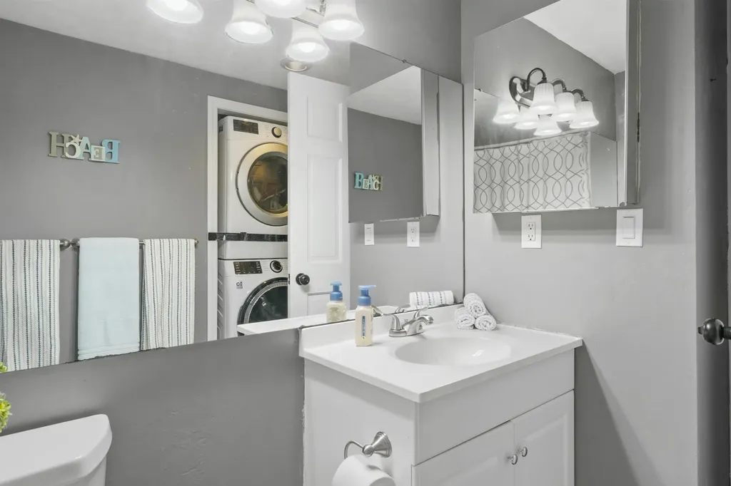 34 Briston Court Bedford NH 03110