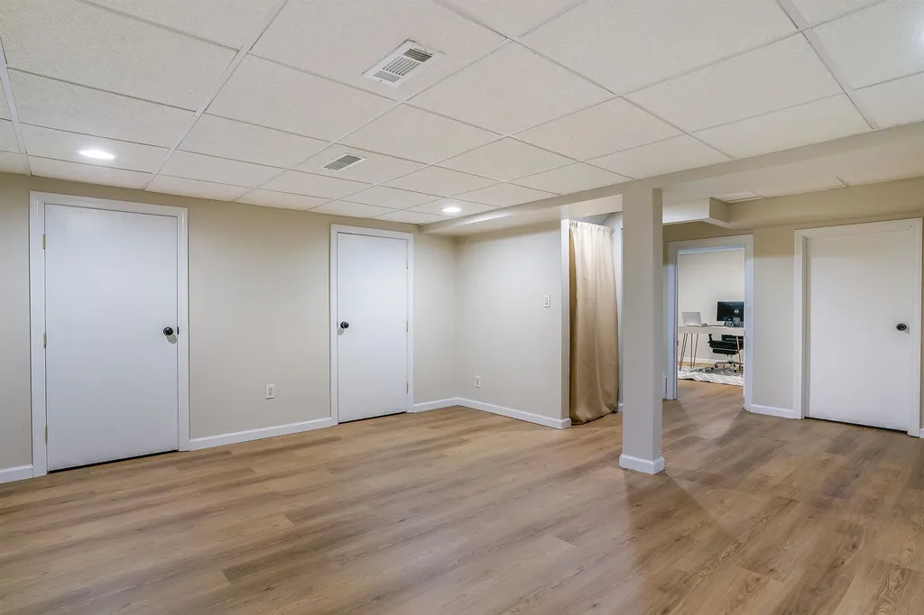 34 Briston Court Bedford NH 03110