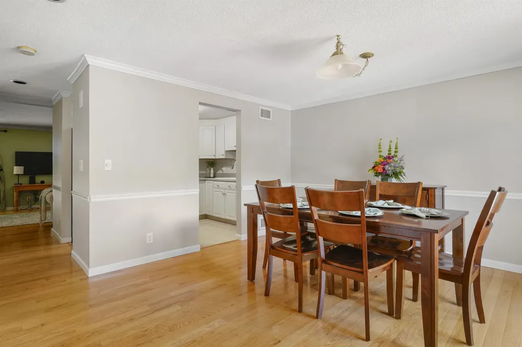 34 Briston Court Bedford NH 03110