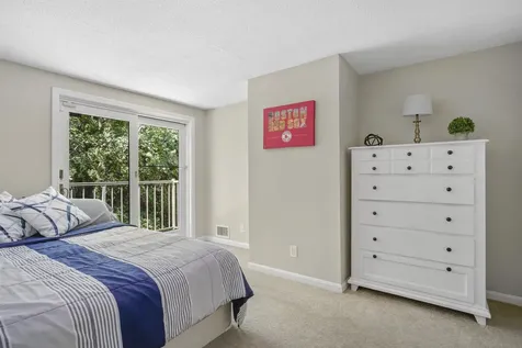 34 Briston Court Bedford NH 03110