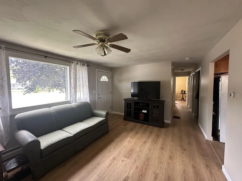 36 Kennedy Drive Keene NH 03431