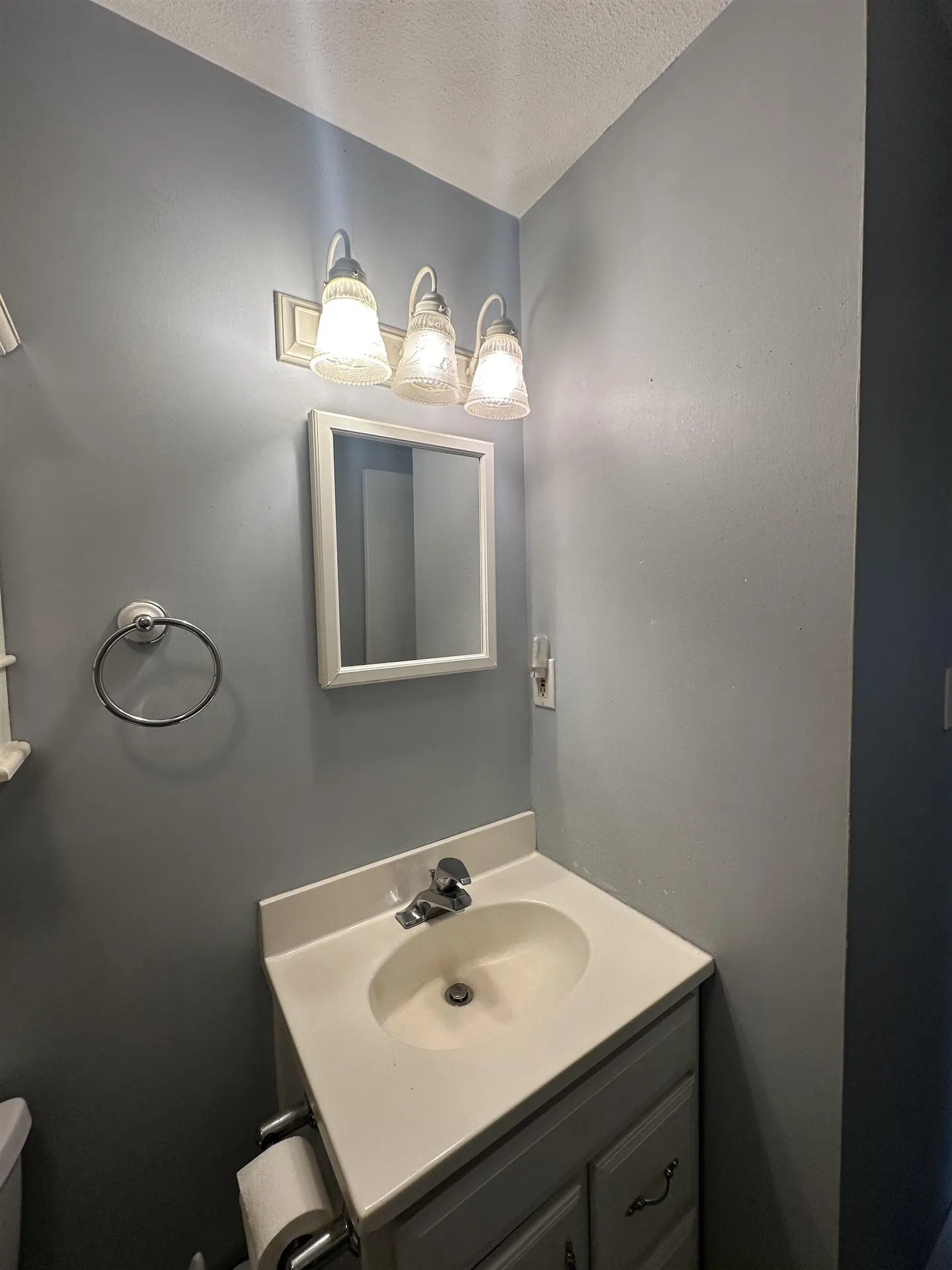 36 Kennedy Drive Keene NH 03431