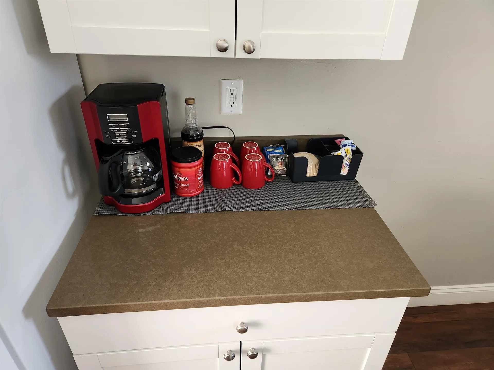 661 Hevey Street Manchester NH 03102