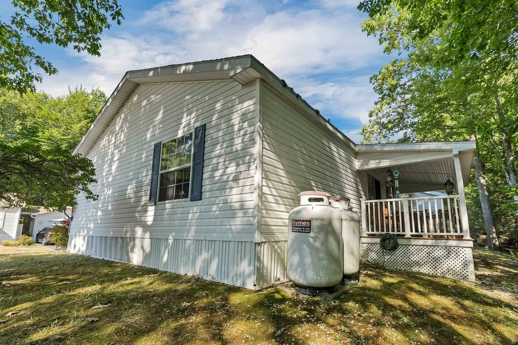 248 Wellington Drive Laconia NH 03246