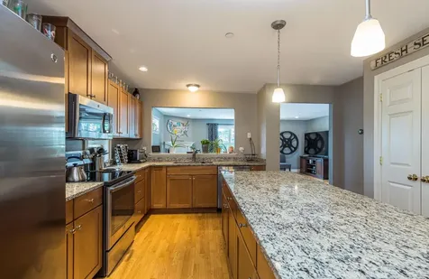 6 Rocky Ridge Circle Exeter NH 03833