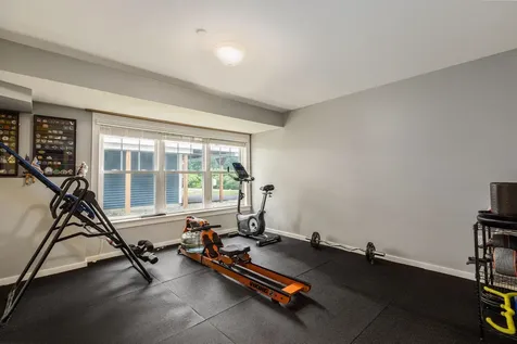 6 Rocky Ridge Circle Exeter NH 03833