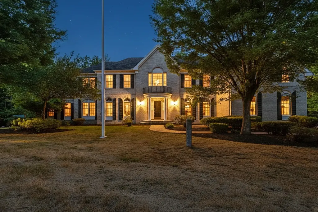 9 Dorothys Way Bedford NH 03110