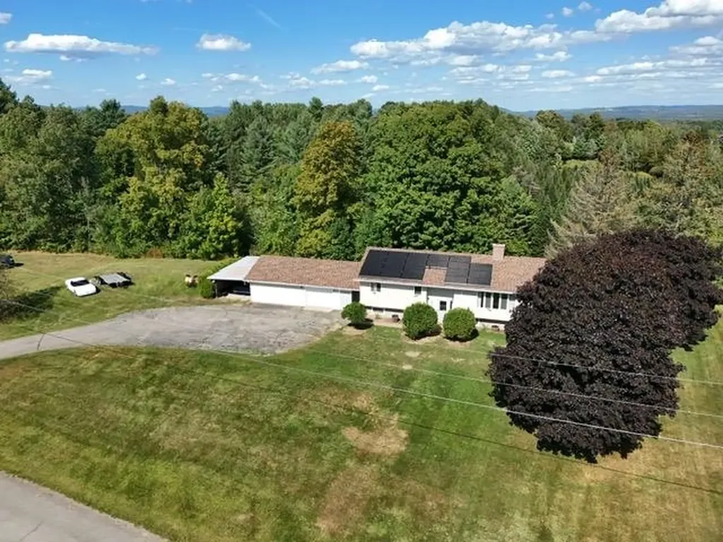 252 Mountain View Drive Newport City VT 05855
