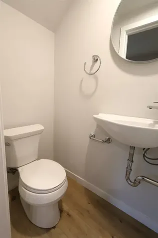 99 Latham Works Lane Hartford VT 05001