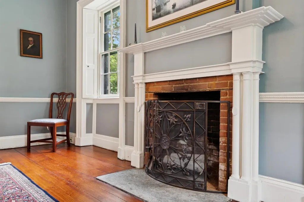 588 Nh Route 10 Orford NH 03777