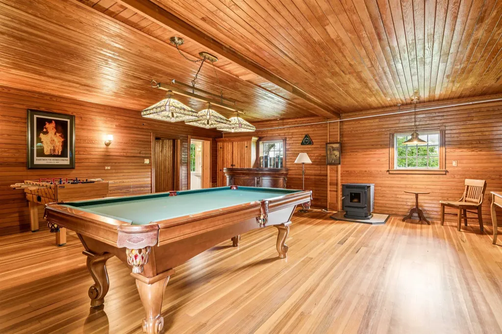 588 Nh Route 10 Orford NH 03777