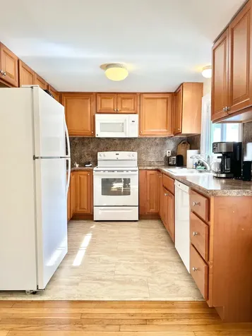 10 Roulston Road Windham NH 03087