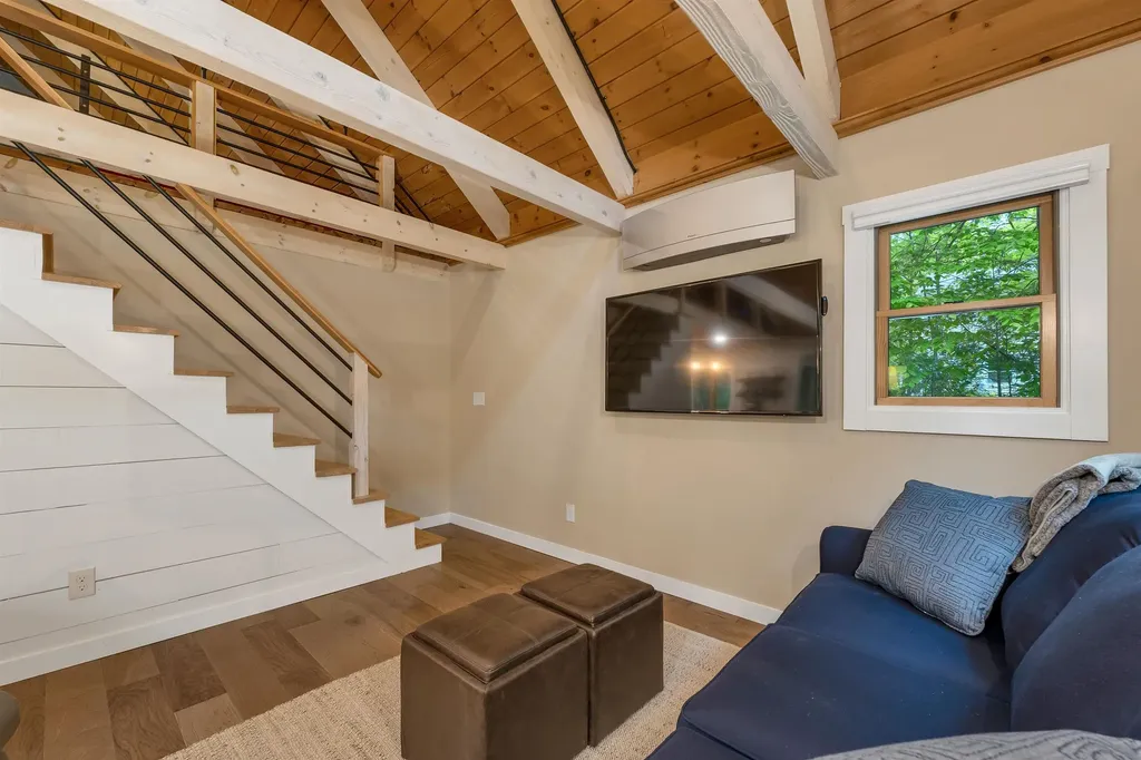 12 Norma Lane Wolfeboro NH 03894