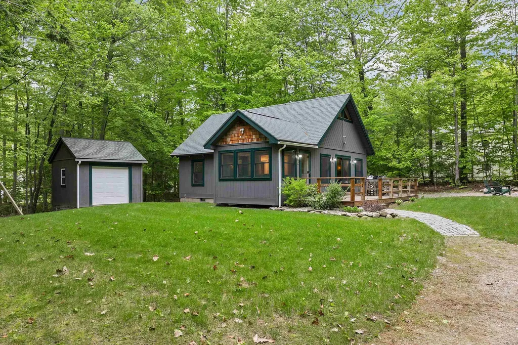 12 Norma Lane Wolfeboro NH 03894