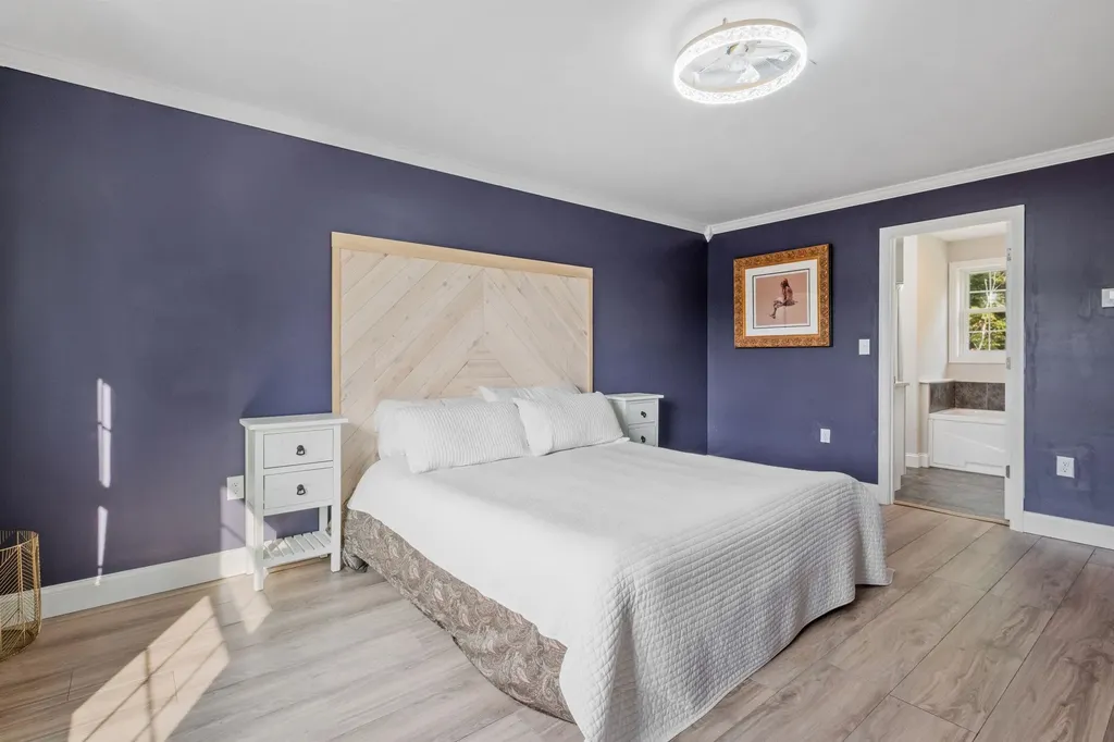 33 Hickorywood Circle Meredith NH 03253