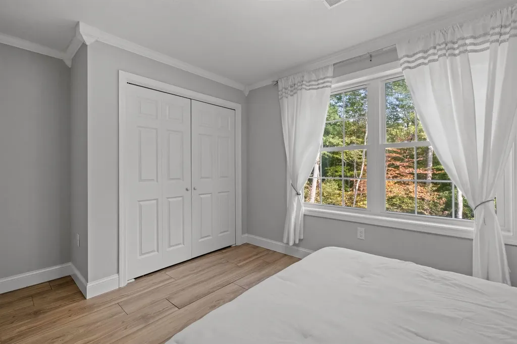 33 Hickorywood Circle Meredith NH 03253
