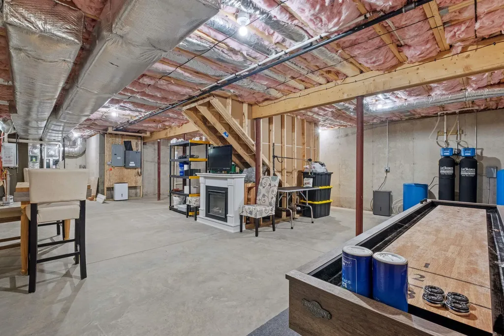 33 Hickorywood Circle Meredith NH 03253