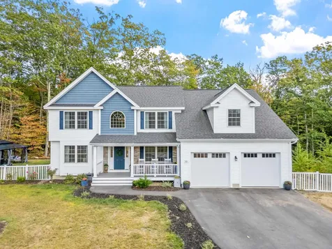 33 Hickorywood Circle Meredith NH 03253