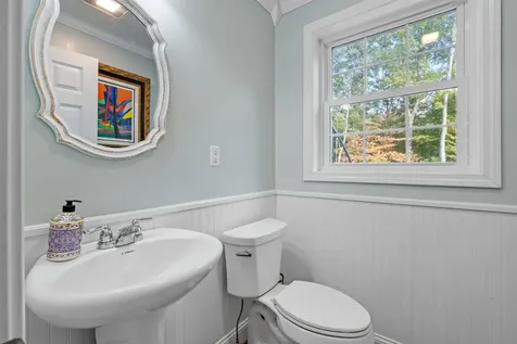 33 Hickorywood Circle Meredith NH 03253
