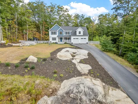 33 Hickorywood Circle Meredith NH 03253