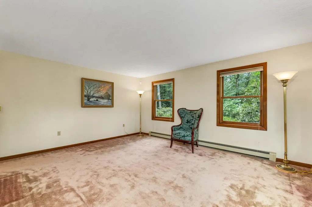 16 Spillway Lane Concord NH 03301