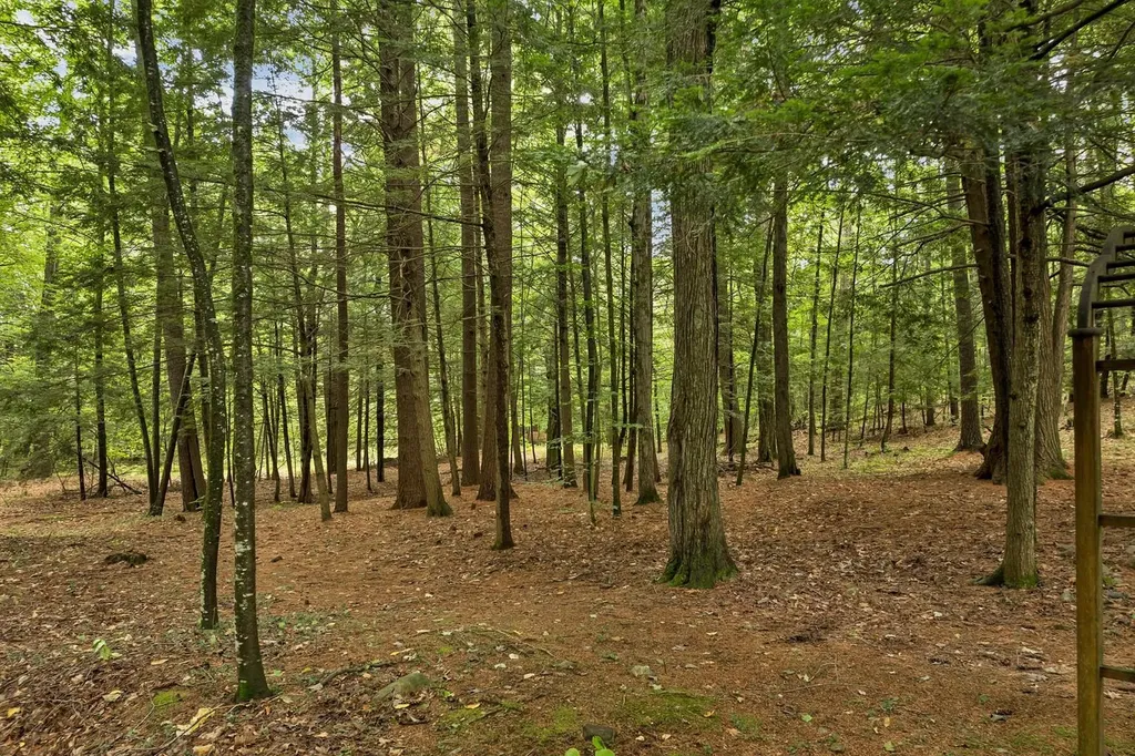 16 Spillway Lane Concord NH 03301