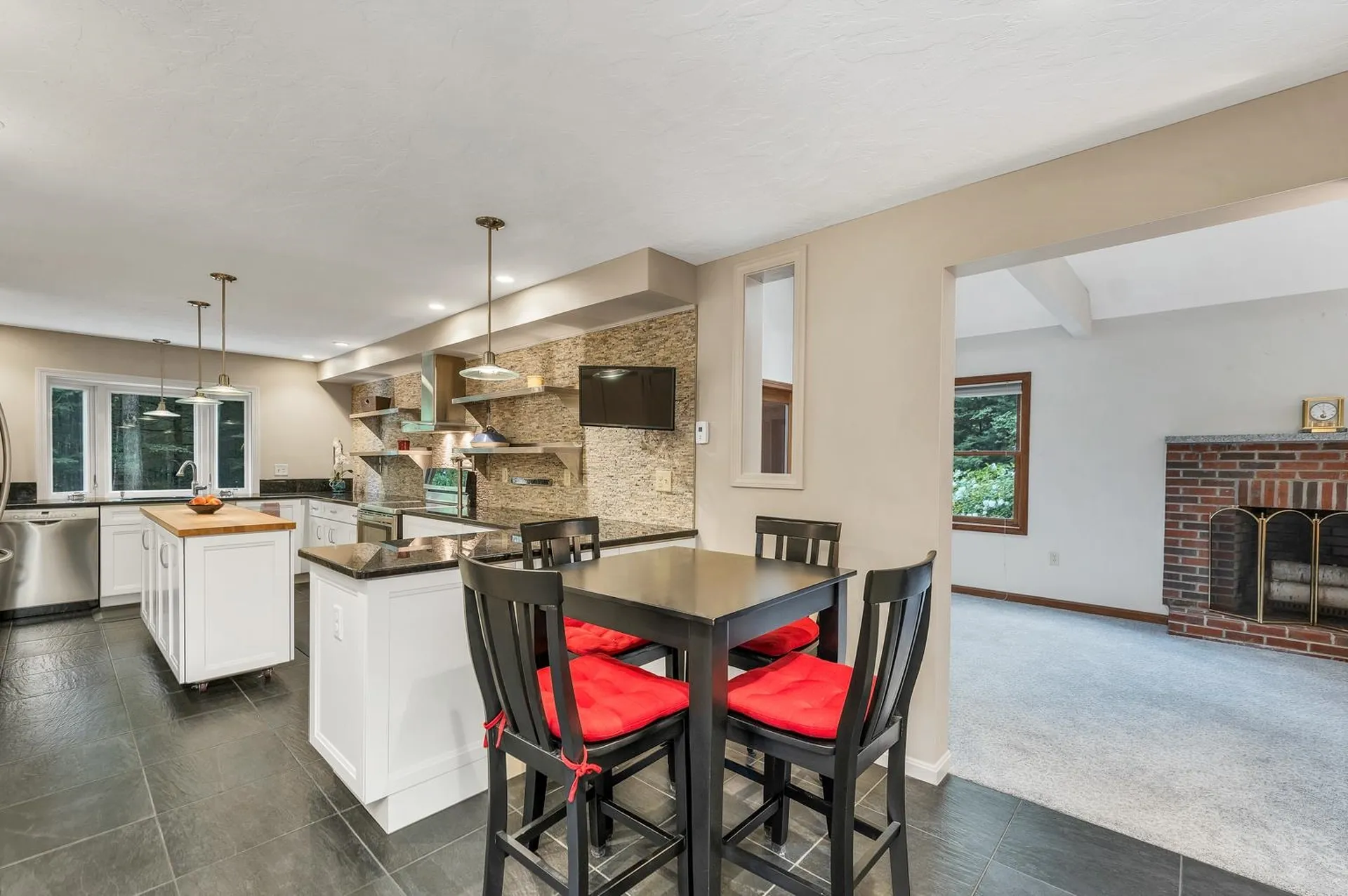 16 Spillway Lane Concord NH 03301