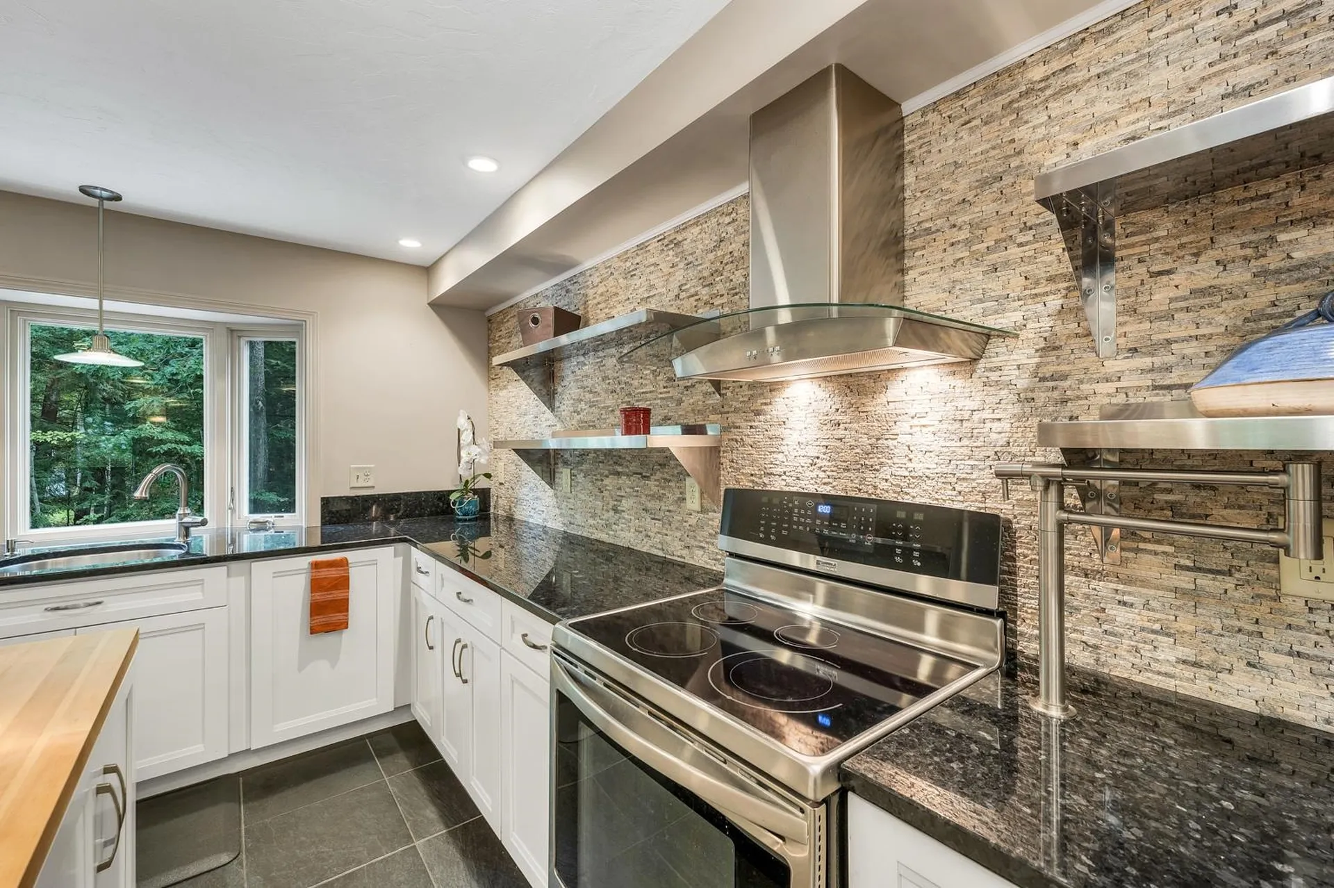 16 Spillway Lane Concord NH 03301