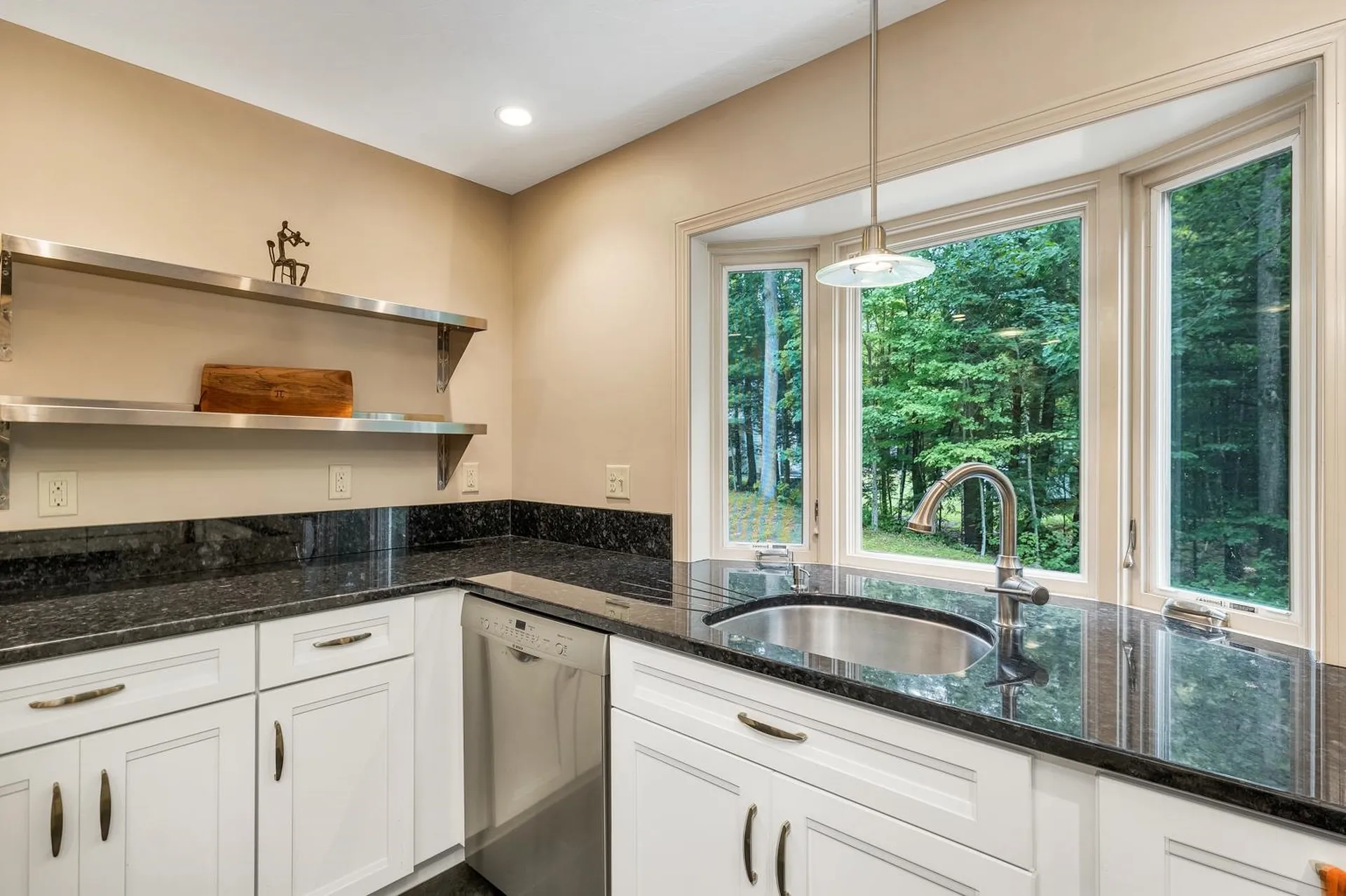 16 Spillway Lane Concord NH 03301