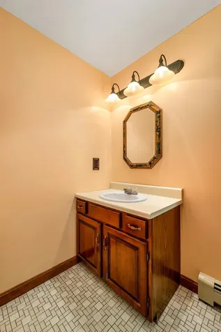 16 Spillway Lane Concord NH 03301