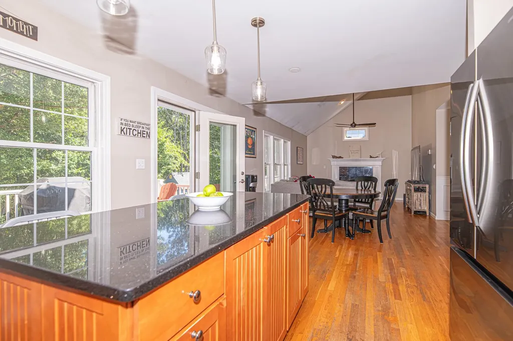 22 Exeter Farms Road Exeter NH 03833