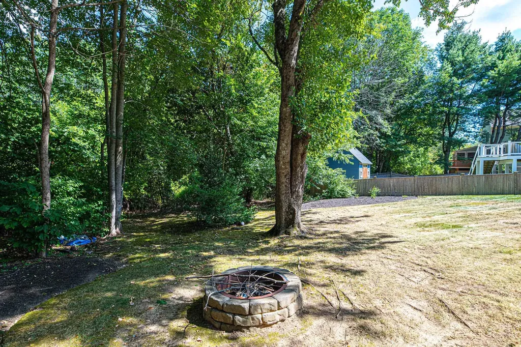 22 Exeter Farms Road Exeter NH 03833