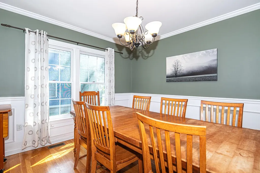 22 Exeter Farms Road Exeter NH 03833