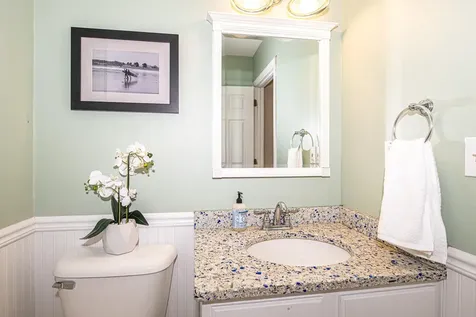 22 Exeter Farms Road Exeter NH 03833