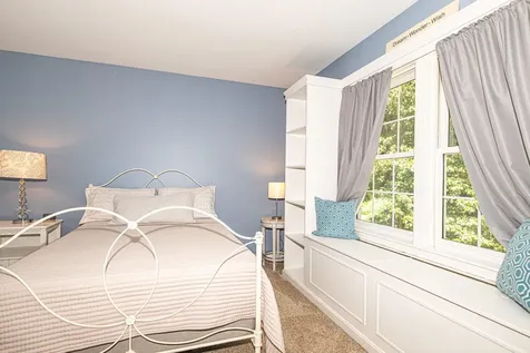 22 Exeter Farms Road Exeter NH 03833