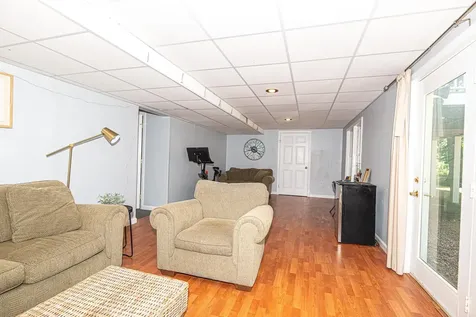 22 Exeter Farms Road Exeter NH 03833