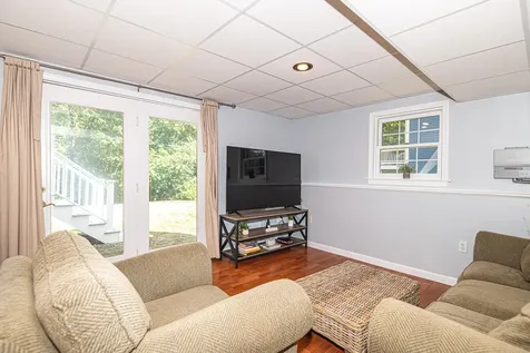 22 Exeter Farms Road Exeter NH 03833