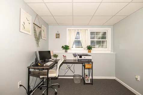 22 Exeter Farms Road Exeter NH 03833