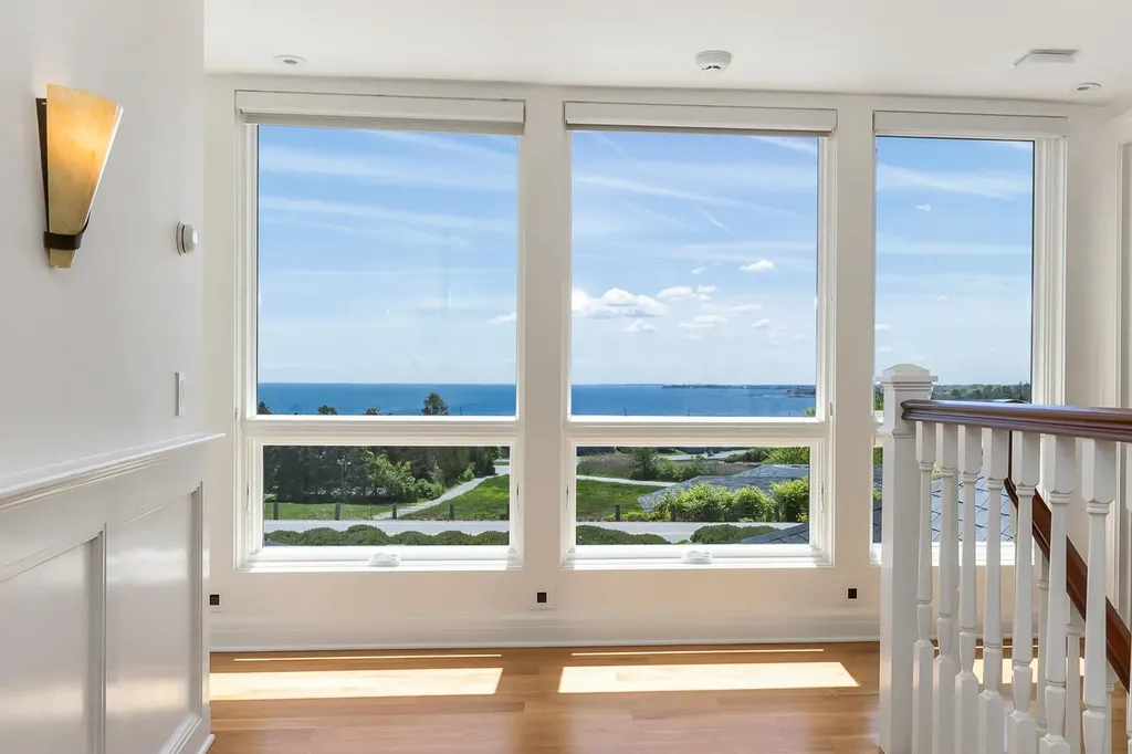 15 Atlantic Avenue North Hampton NH 03862