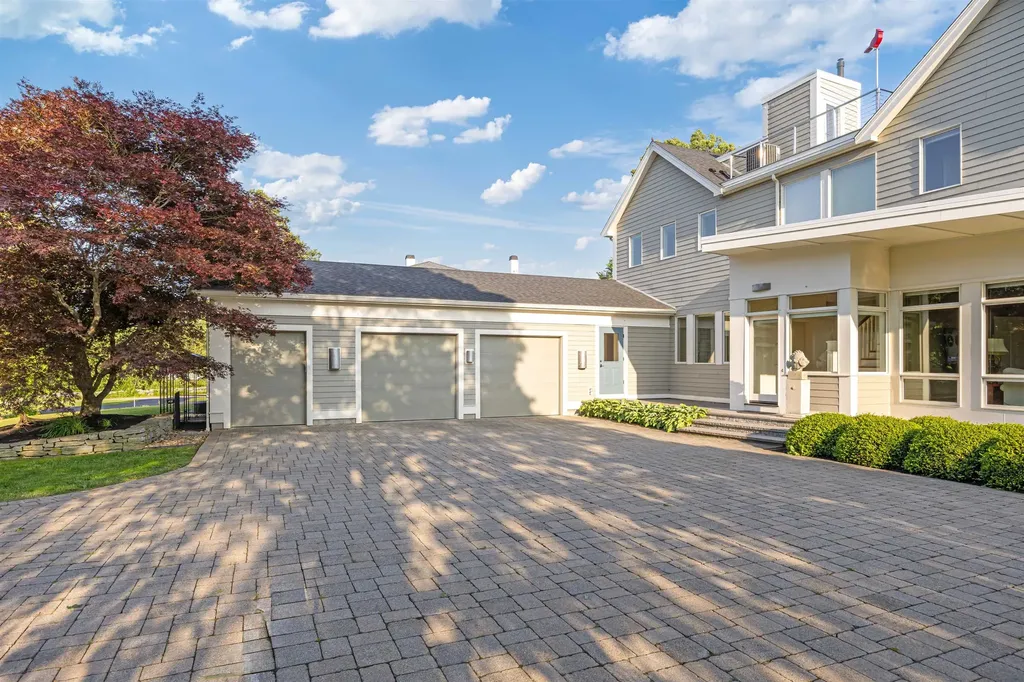 15 Atlantic Avenue North Hampton NH 03862