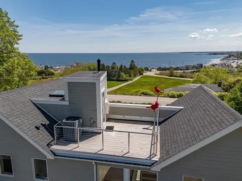 15 Atlantic Avenue North Hampton NH 03862