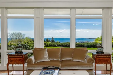 15 Atlantic Avenue North Hampton NH 03862